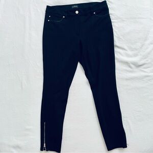 White House Black Market - The Skimmer black pants with ankle zipper - size 8